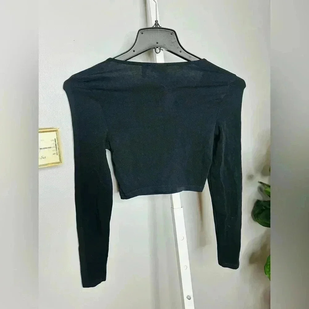 ❤️ASOS NWOT twist detail long sleeve crop in black size 2 - Picture 5 of 5